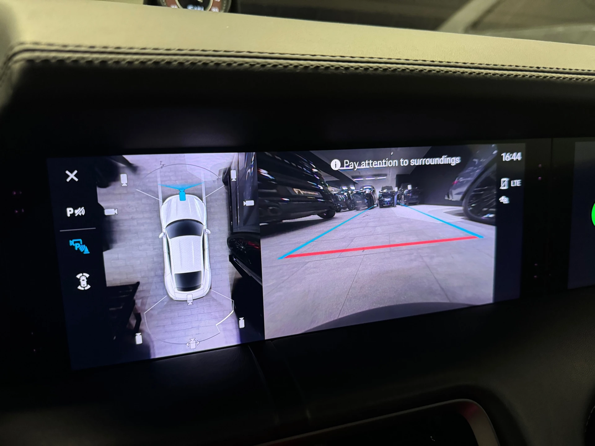 Hoofdafbeelding Porsche Taycan