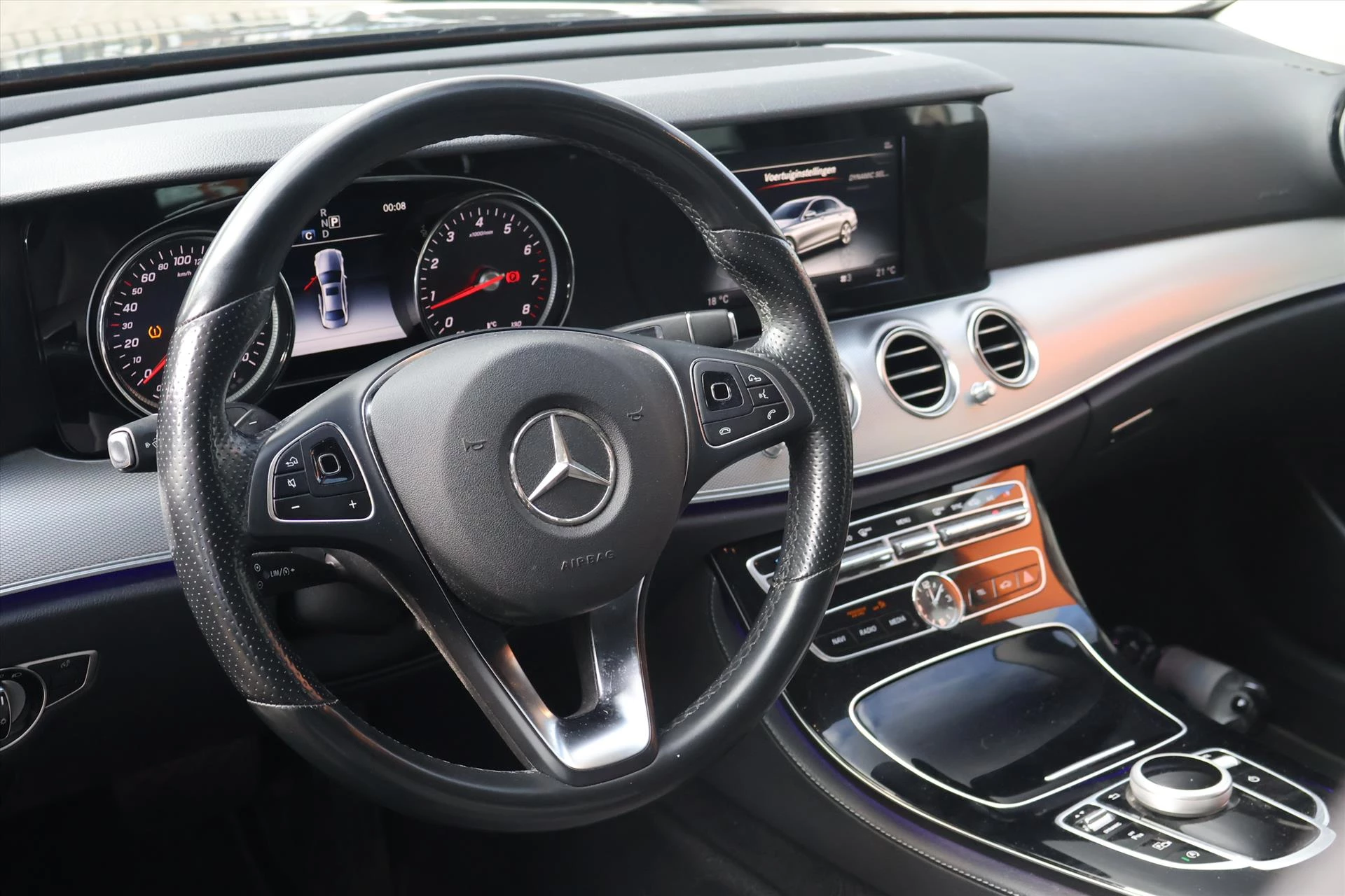 Hoofdafbeelding Mercedes-Benz E-Klasse
