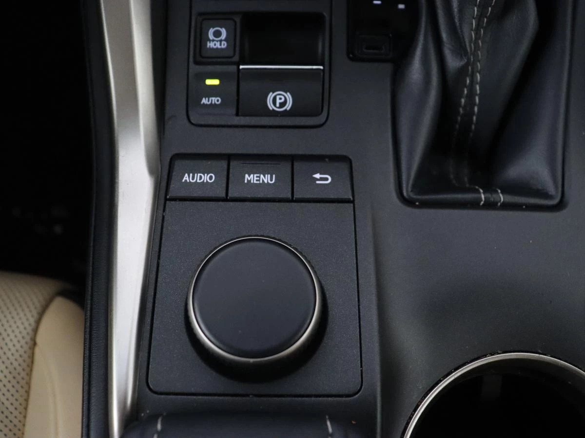 Hoofdafbeelding Lexus NX