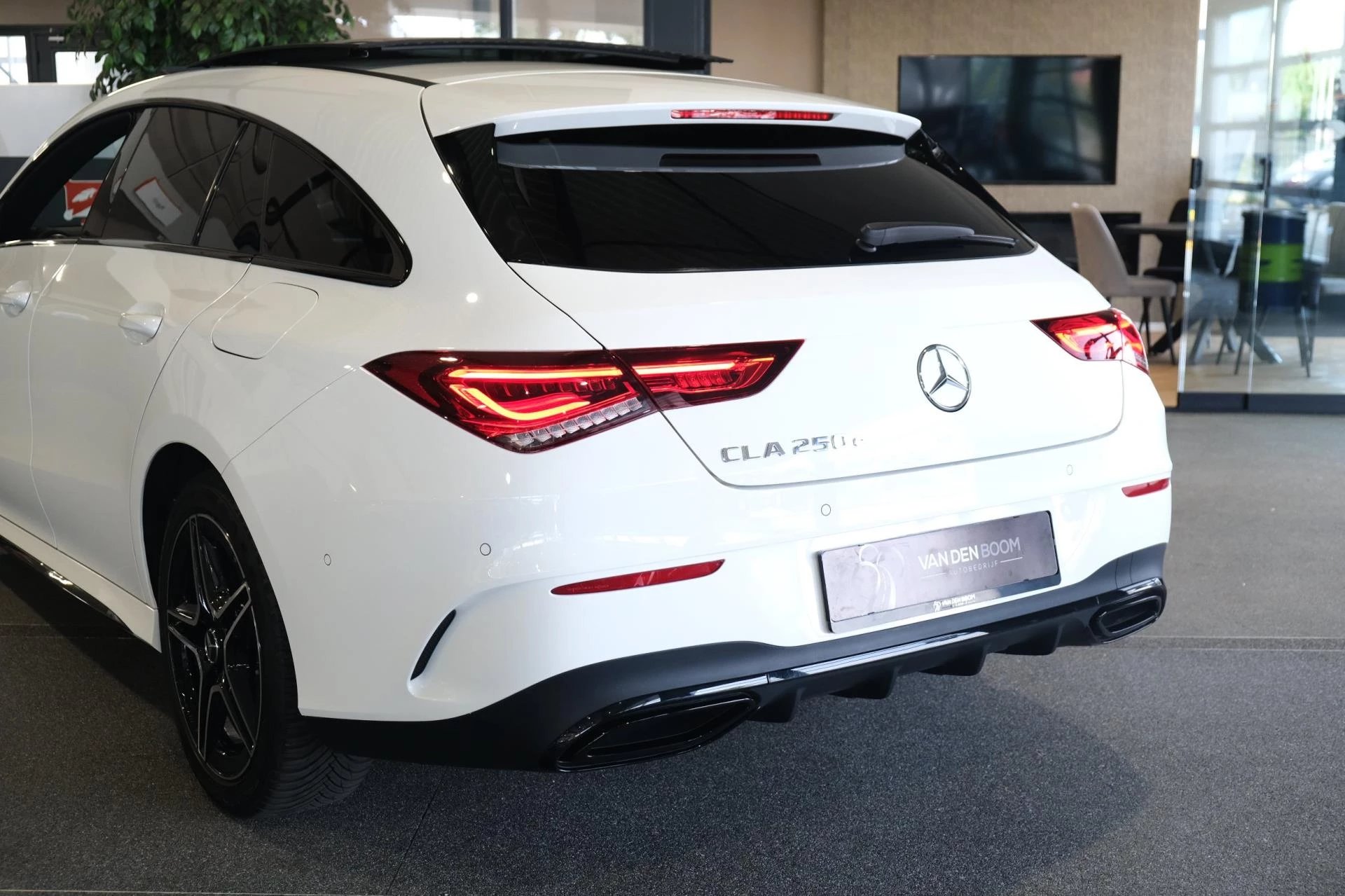 Hoofdafbeelding Mercedes-Benz CLA