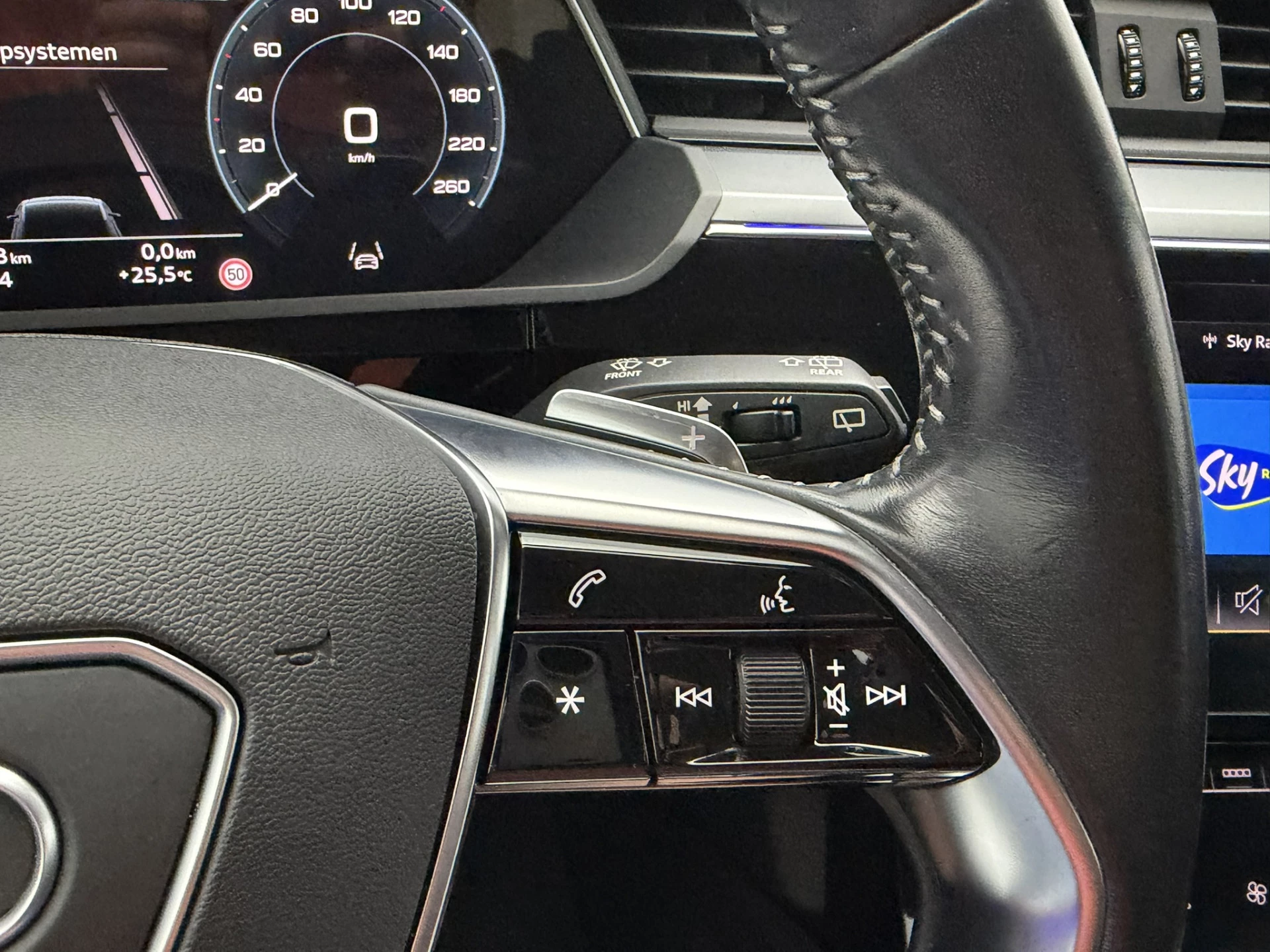 Hoofdafbeelding Audi e-tron