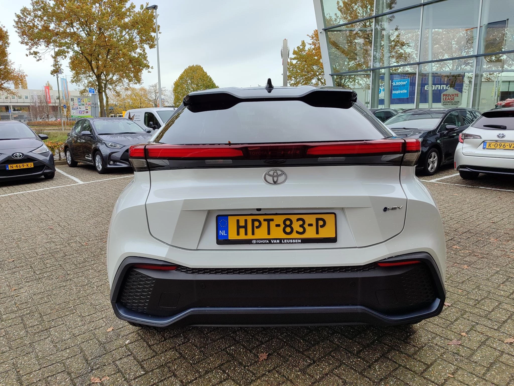 Hoofdafbeelding Toyota C-HR