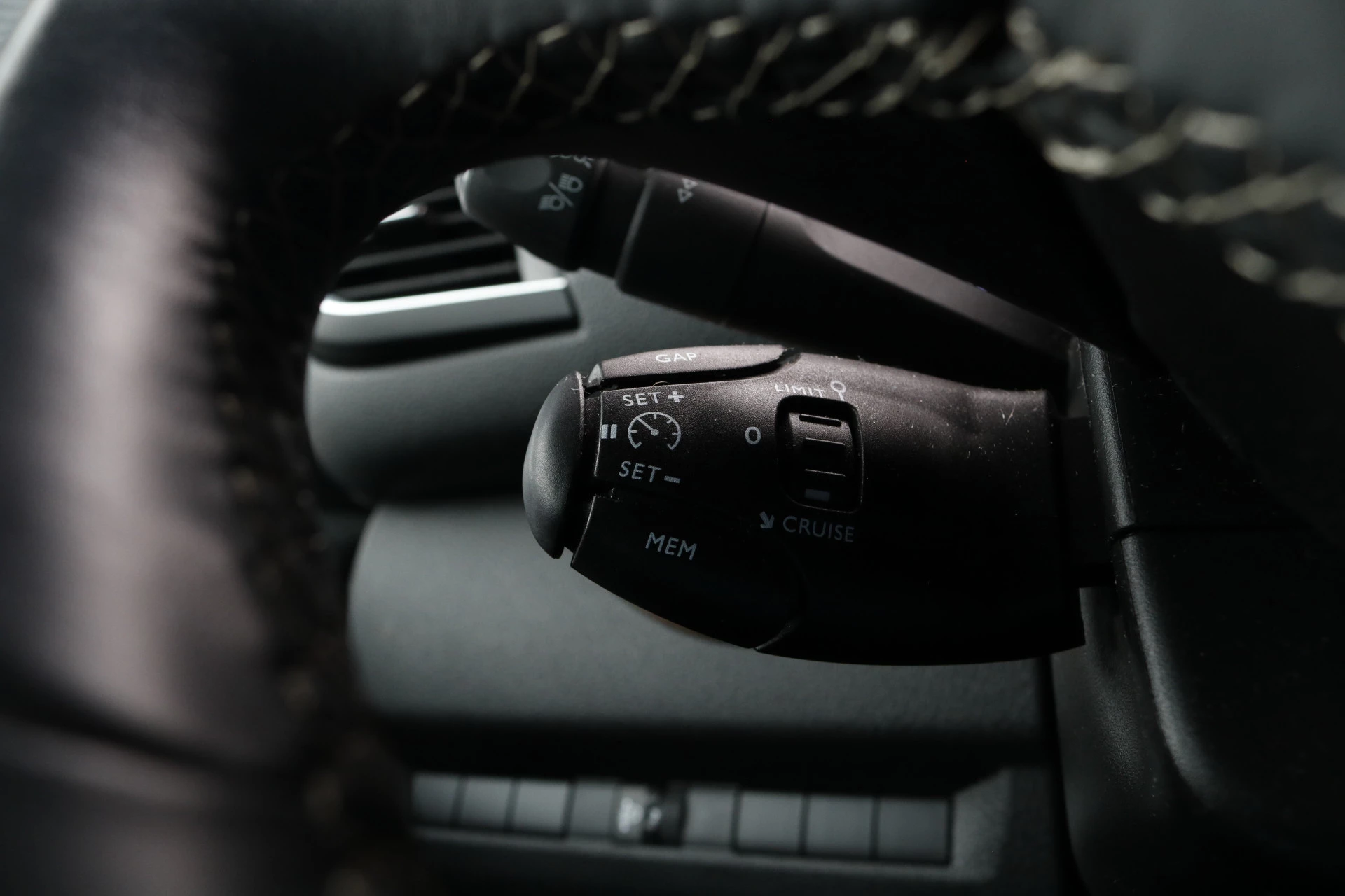 Hoofdafbeelding Dethleffs CROSSCAMP TY 002 Buscamper