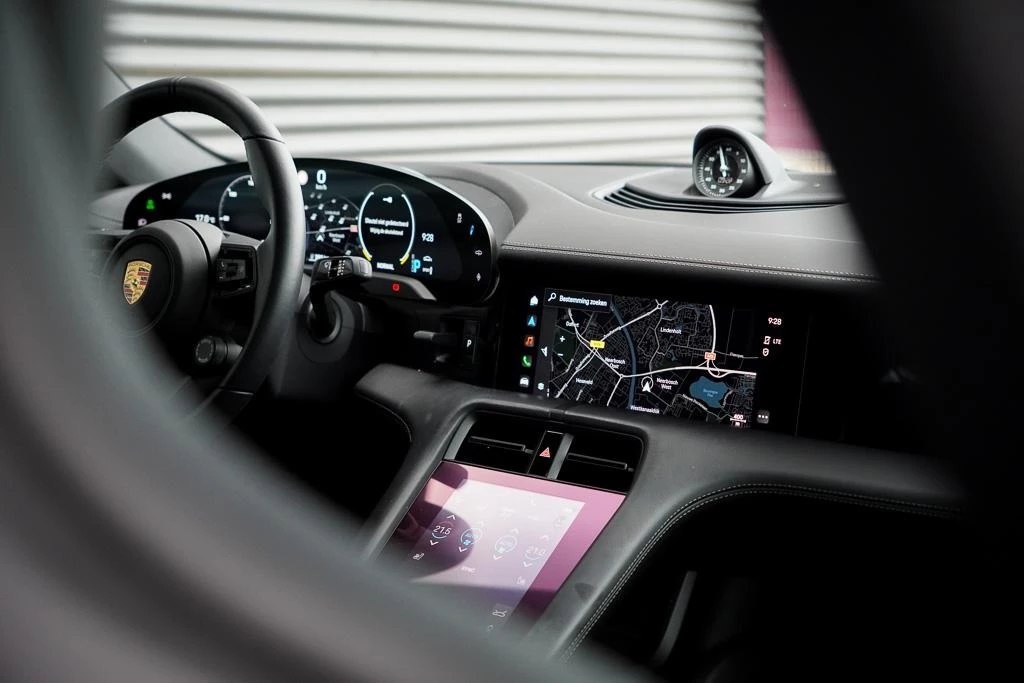 Hoofdafbeelding Porsche Taycan