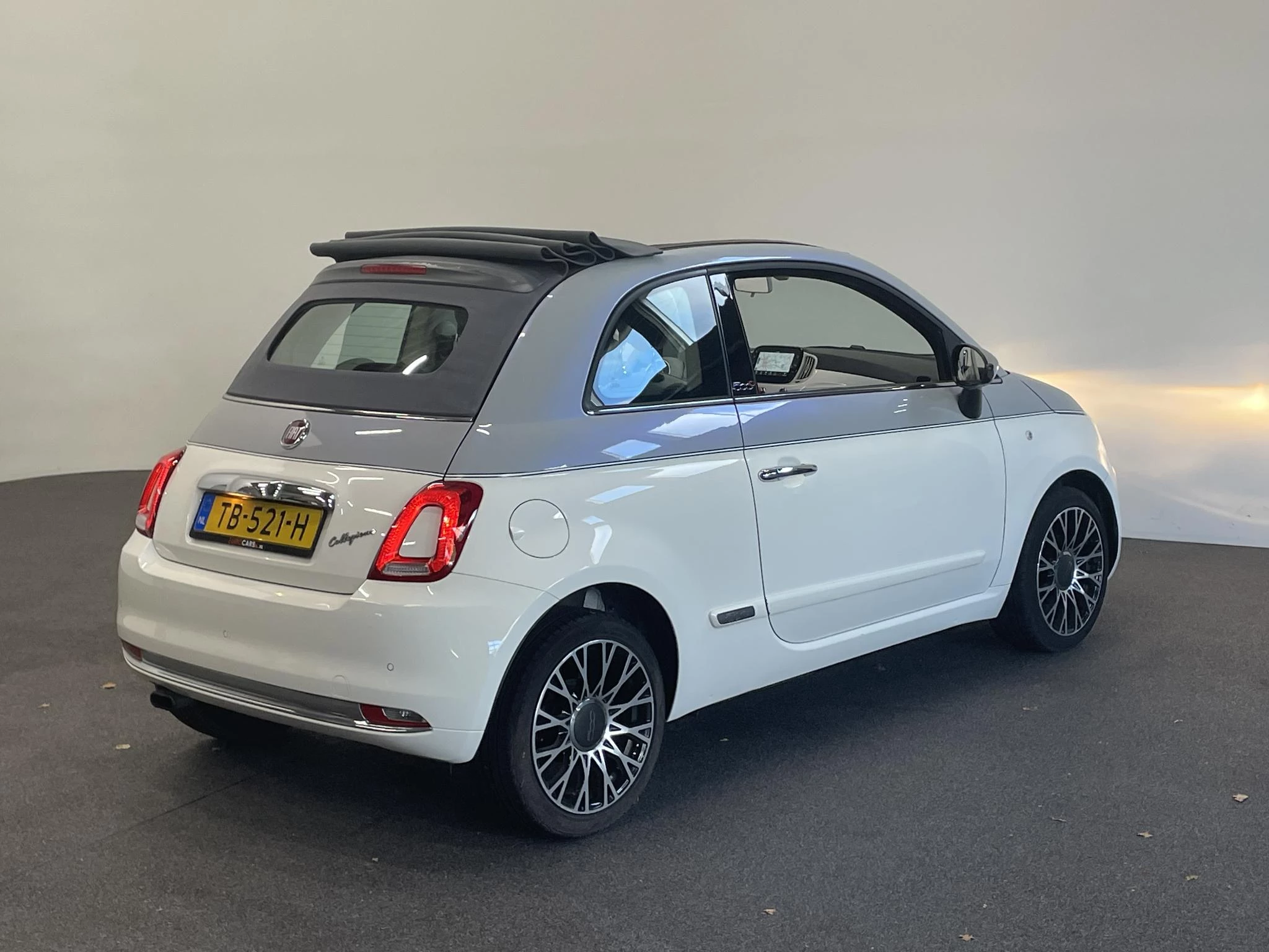 Hoofdafbeelding Fiat 500C