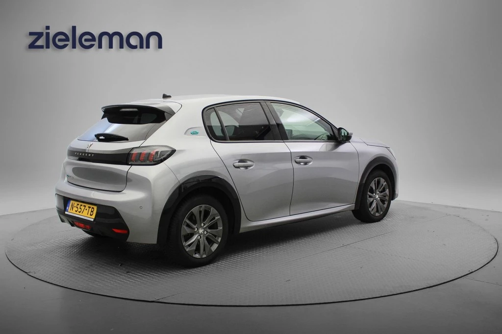 Hoofdafbeelding Peugeot e-208