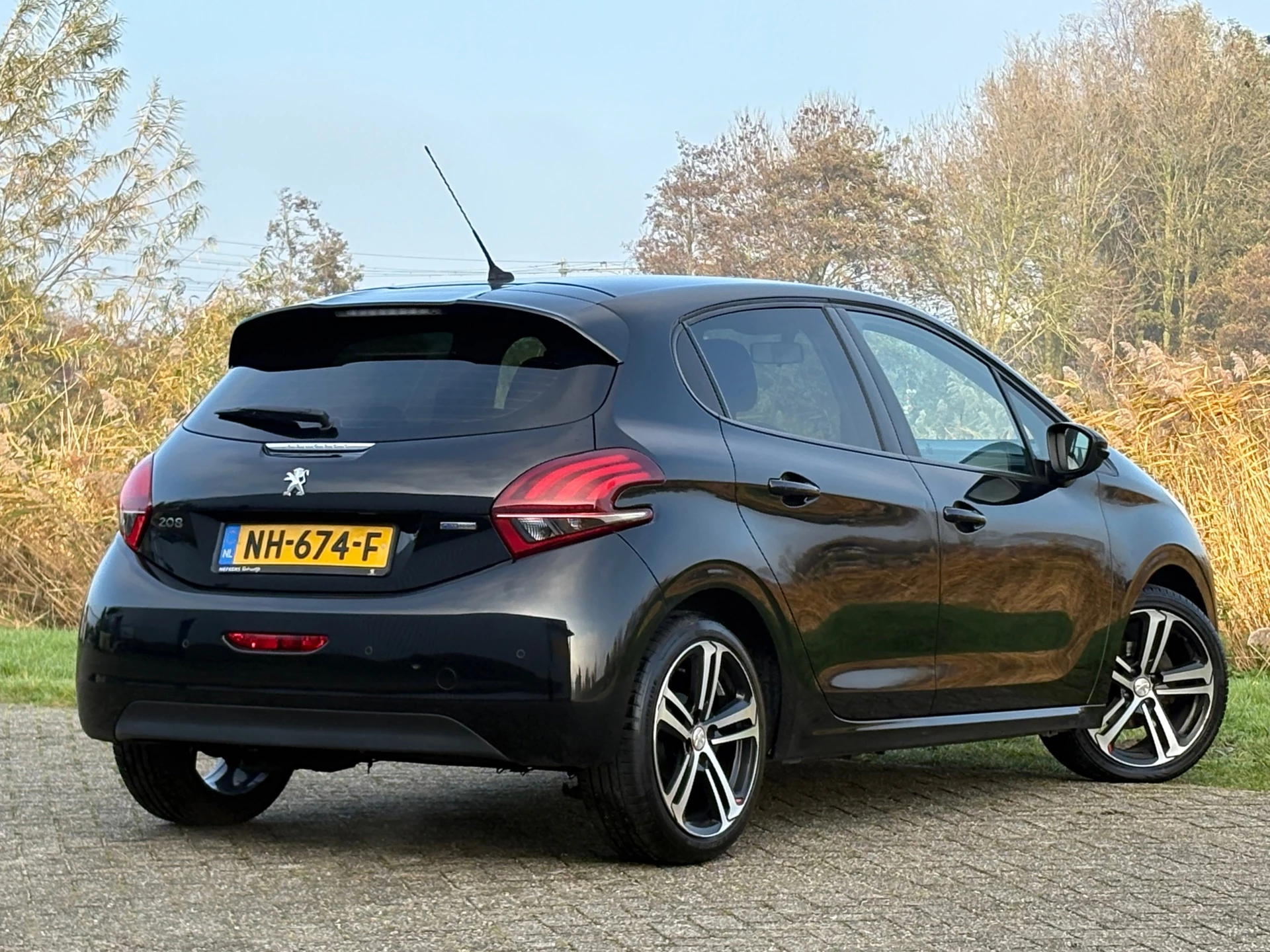 Hoofdafbeelding Peugeot 208