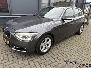 BMW 1-serie 116i Sport Airco Navi prof. Bl.Tooth Xenon LMV PDC 5drs