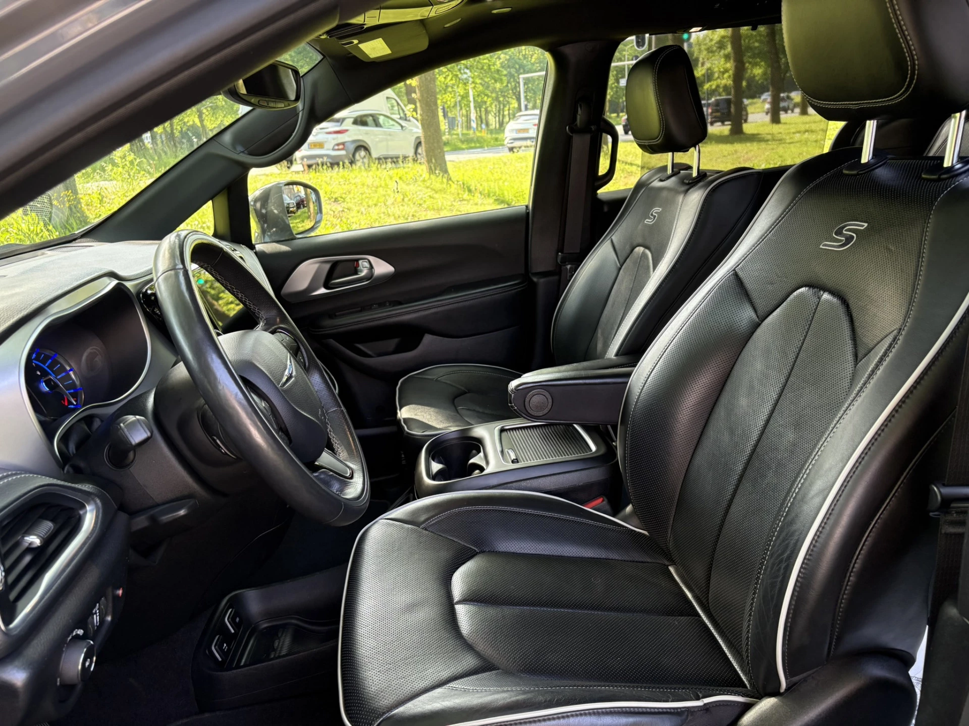 Hoofdafbeelding Chrysler Pacifica