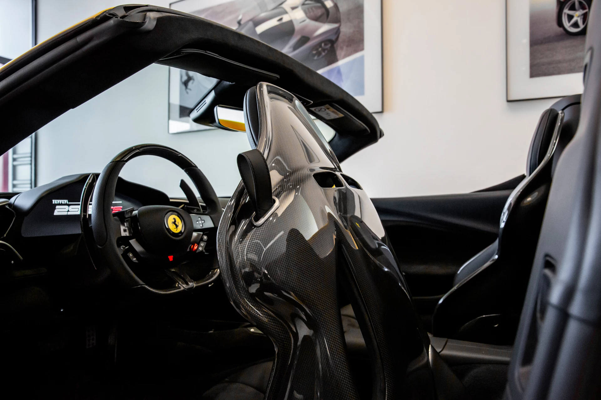 Hoofdafbeelding Ferrari 296