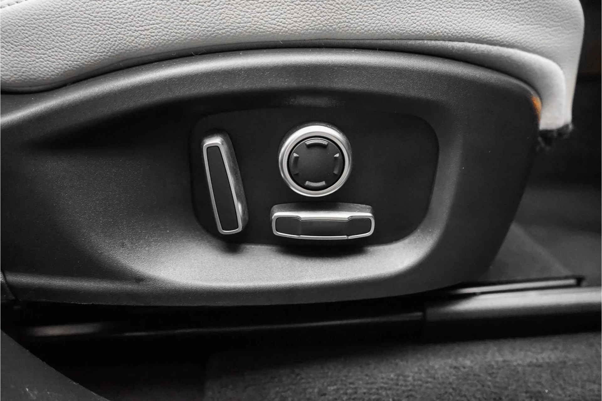 Hoofdafbeelding Jaguar F-PACE