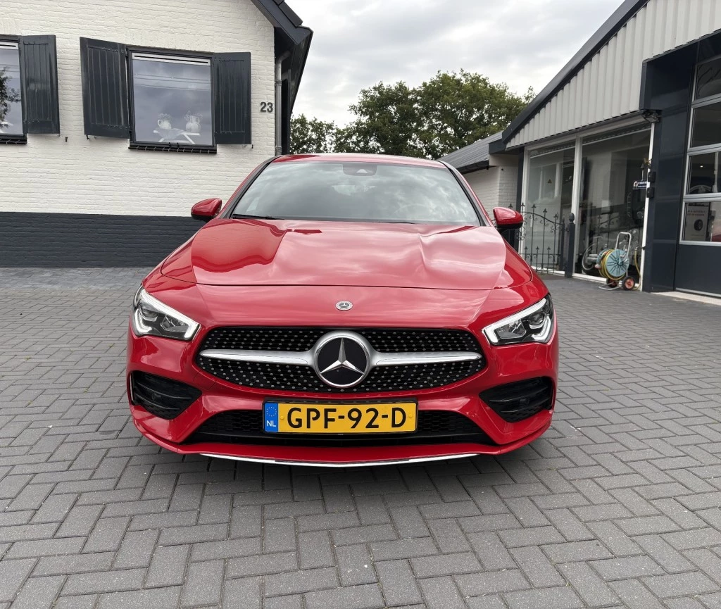 Hoofdafbeelding Mercedes-Benz CLA