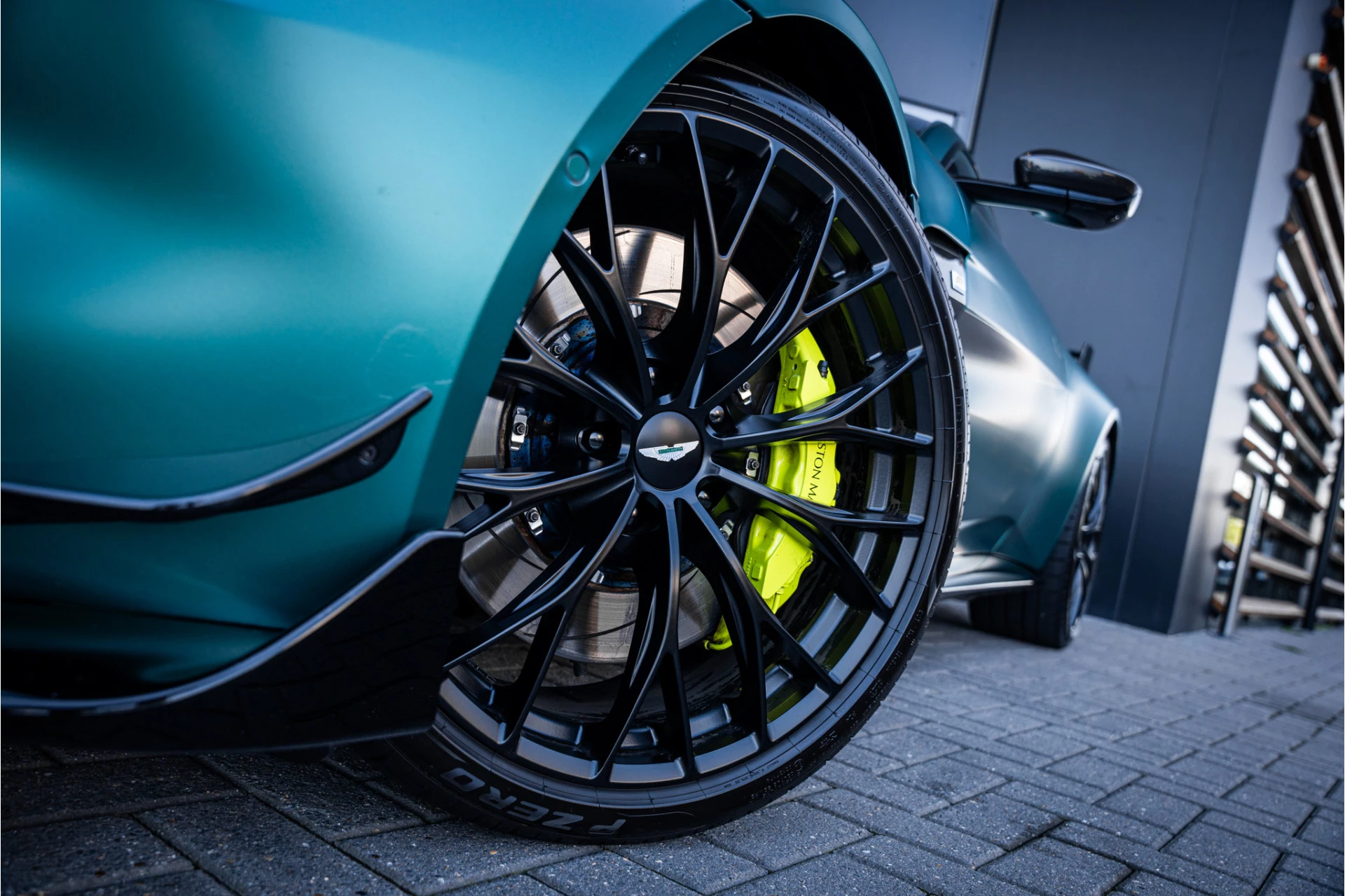 Hoofdafbeelding Aston Martin V8 Vantage