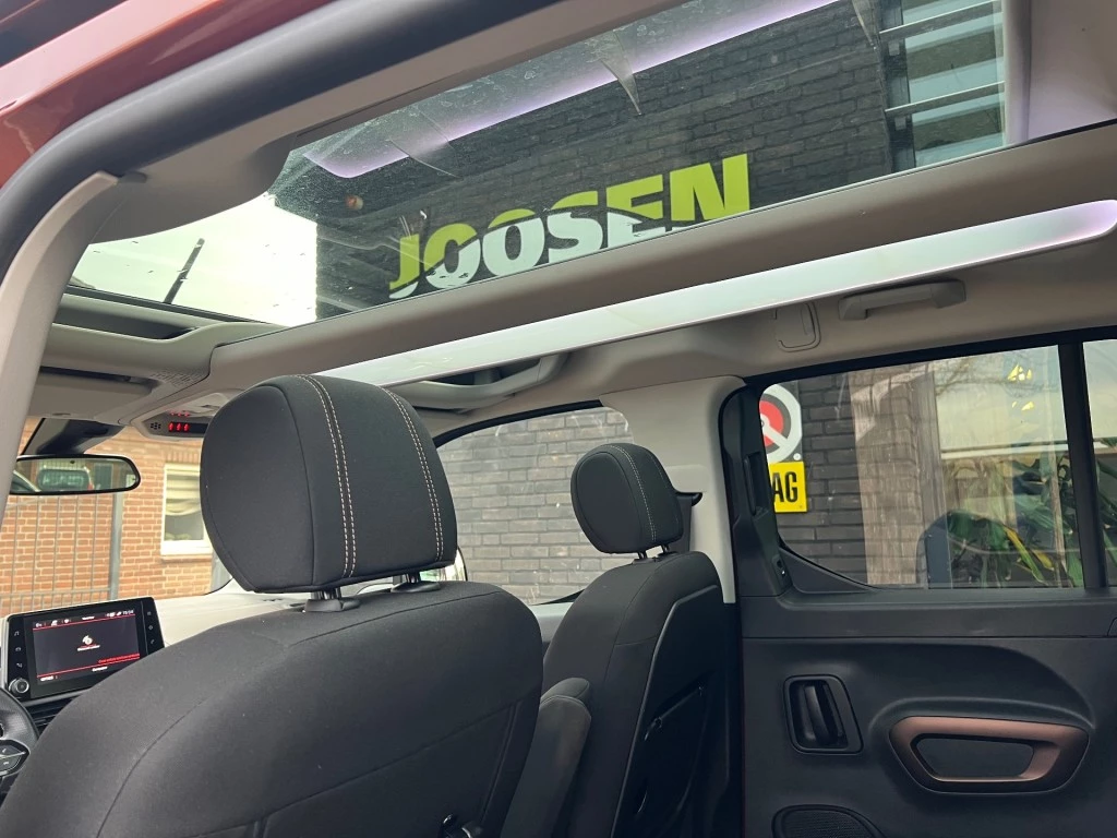 Hoofdafbeelding Peugeot Rifter