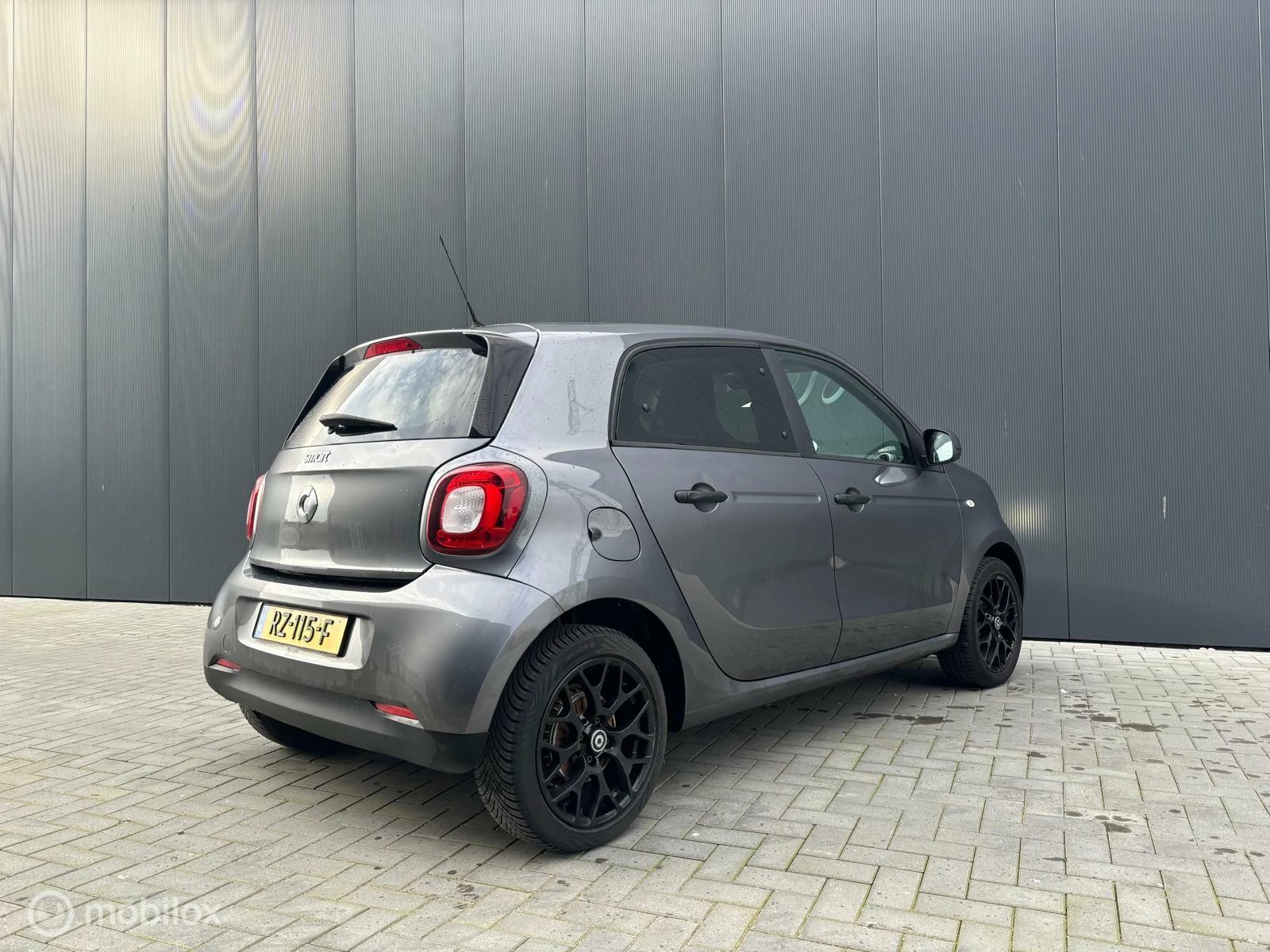 Hoofdafbeelding Smart Forfour