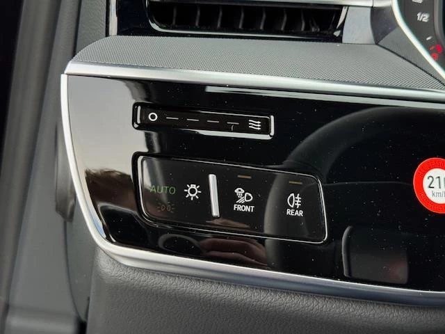 Hoofdafbeelding Audi A8