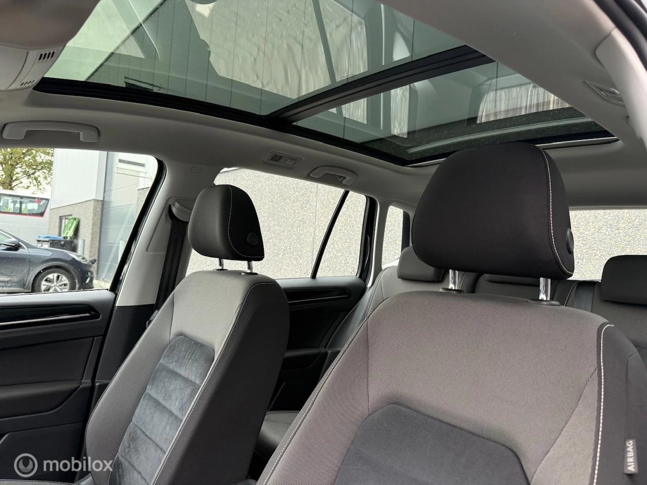 Hoofdafbeelding Volkswagen Golf Sportsvan