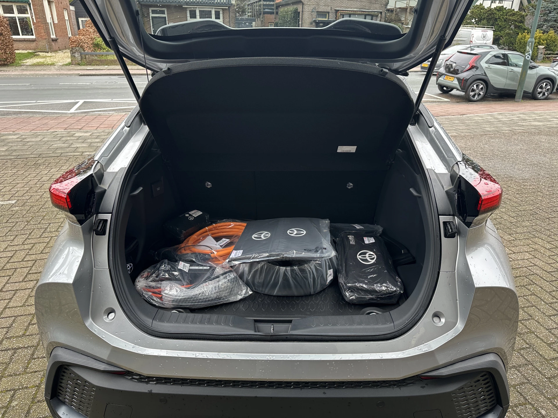 Hoofdafbeelding Toyota C-HR