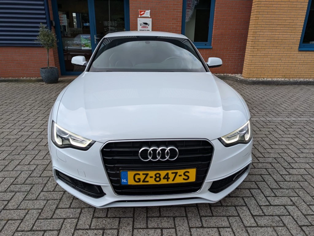 Hoofdafbeelding Audi Coupé
