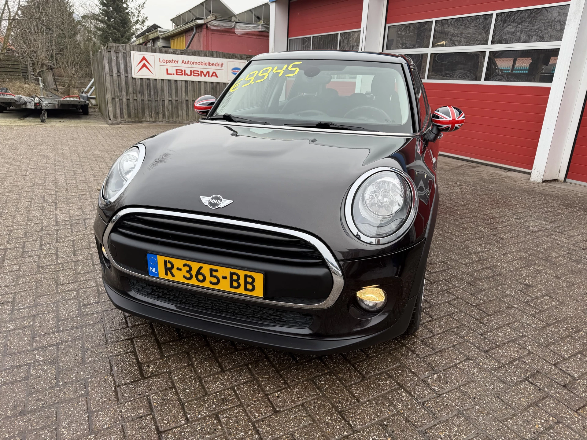 Hoofdafbeelding MINI One