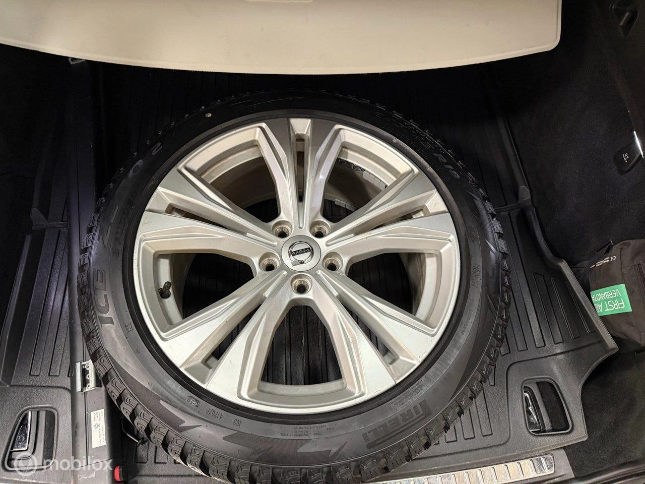 Hoofdafbeelding Volvo V90