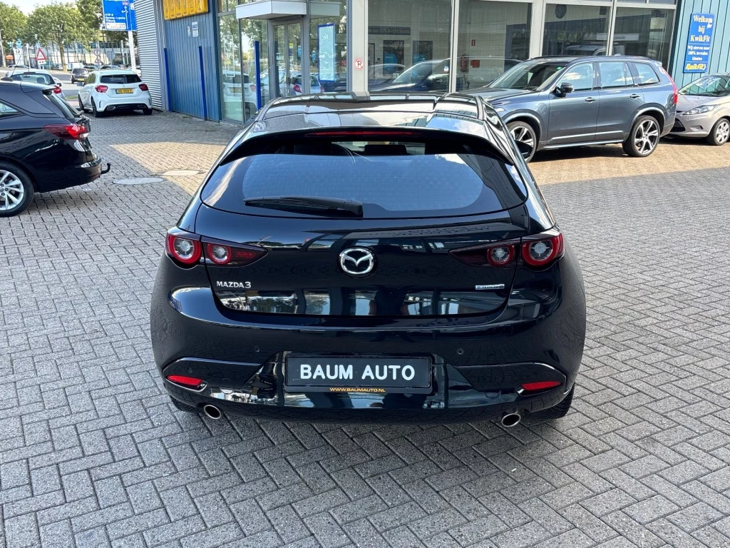 Hoofdafbeelding Mazda 3