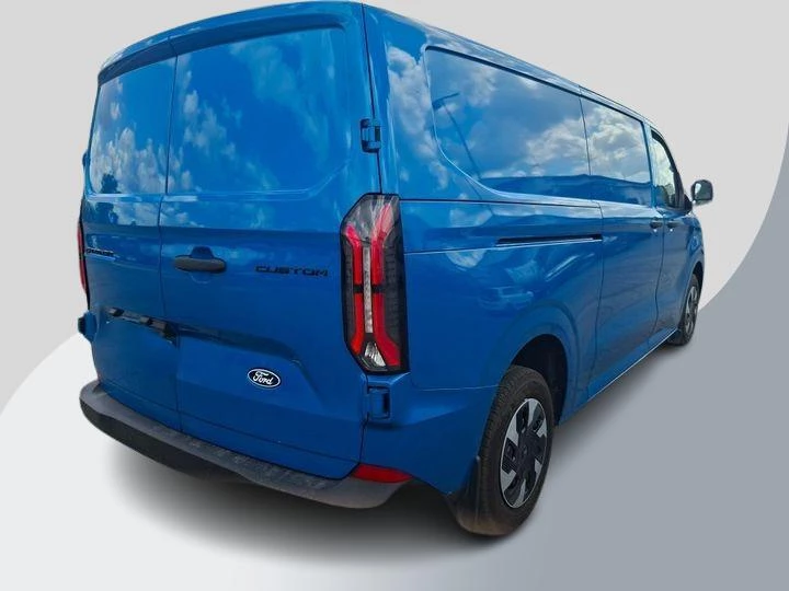 Hoofdafbeelding Ford E-Transit Custom