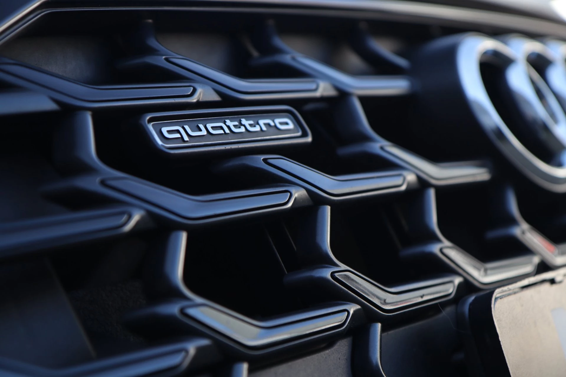 Hoofdafbeelding Audi A8