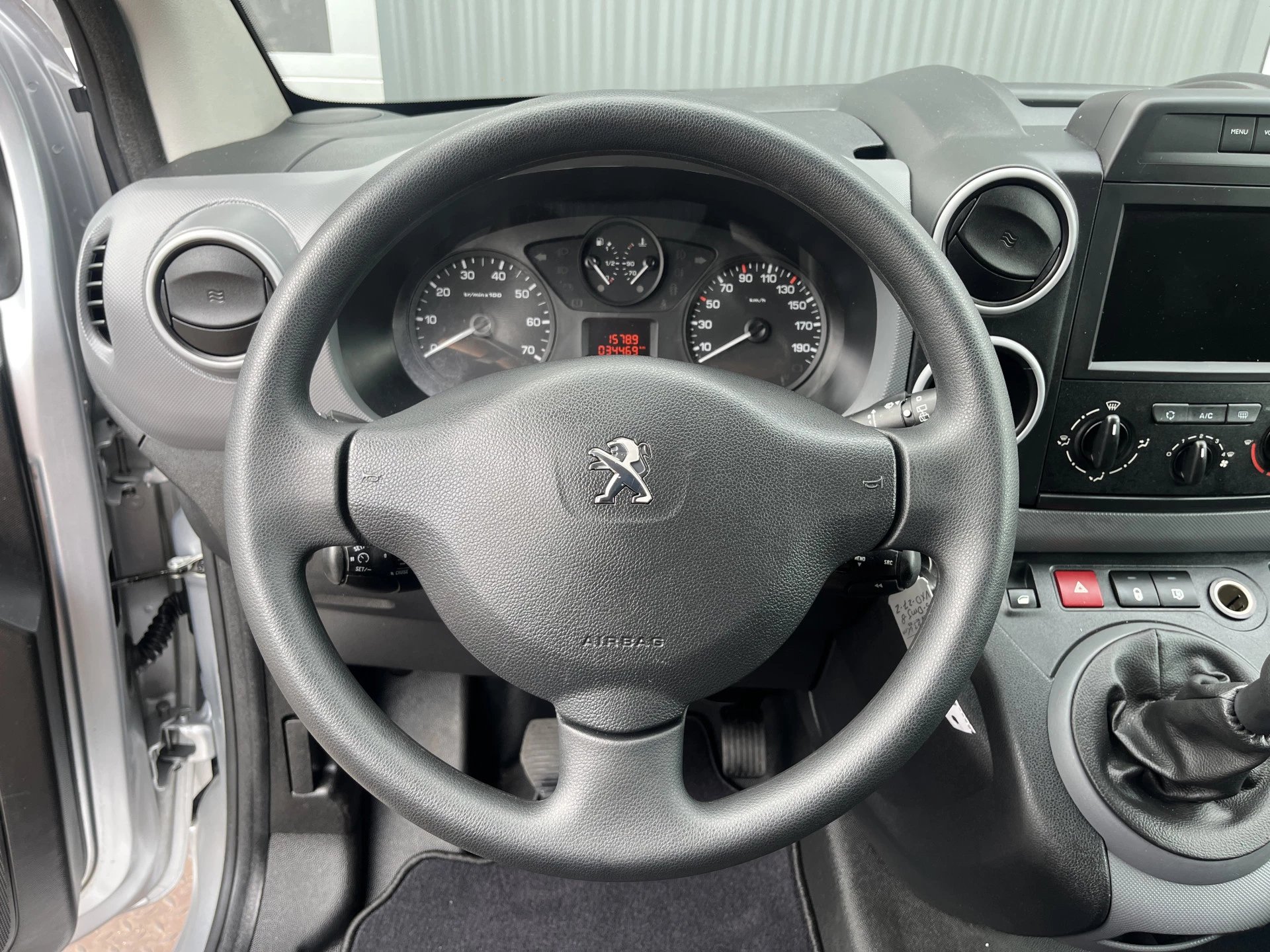 Hoofdafbeelding Peugeot Partner