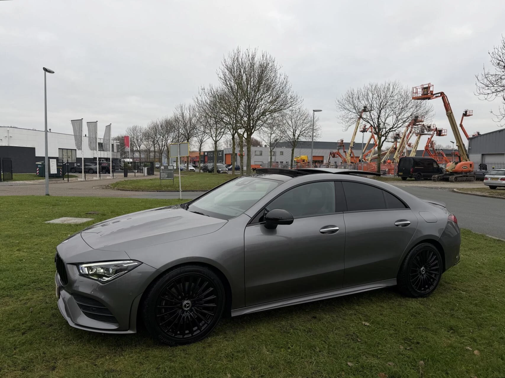 Hoofdafbeelding Mercedes-Benz CLA