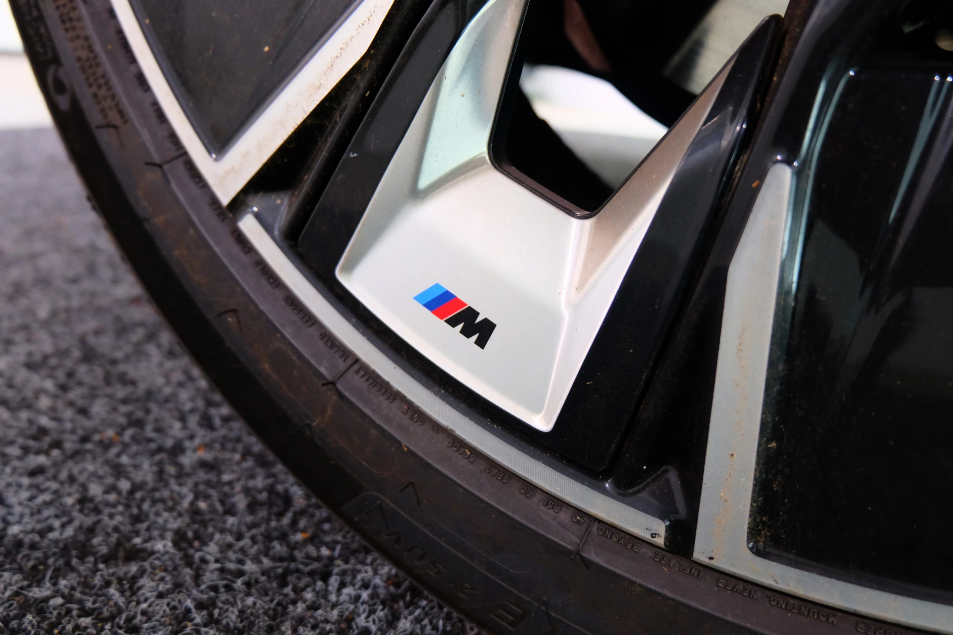 Hoofdafbeelding BMW iX3