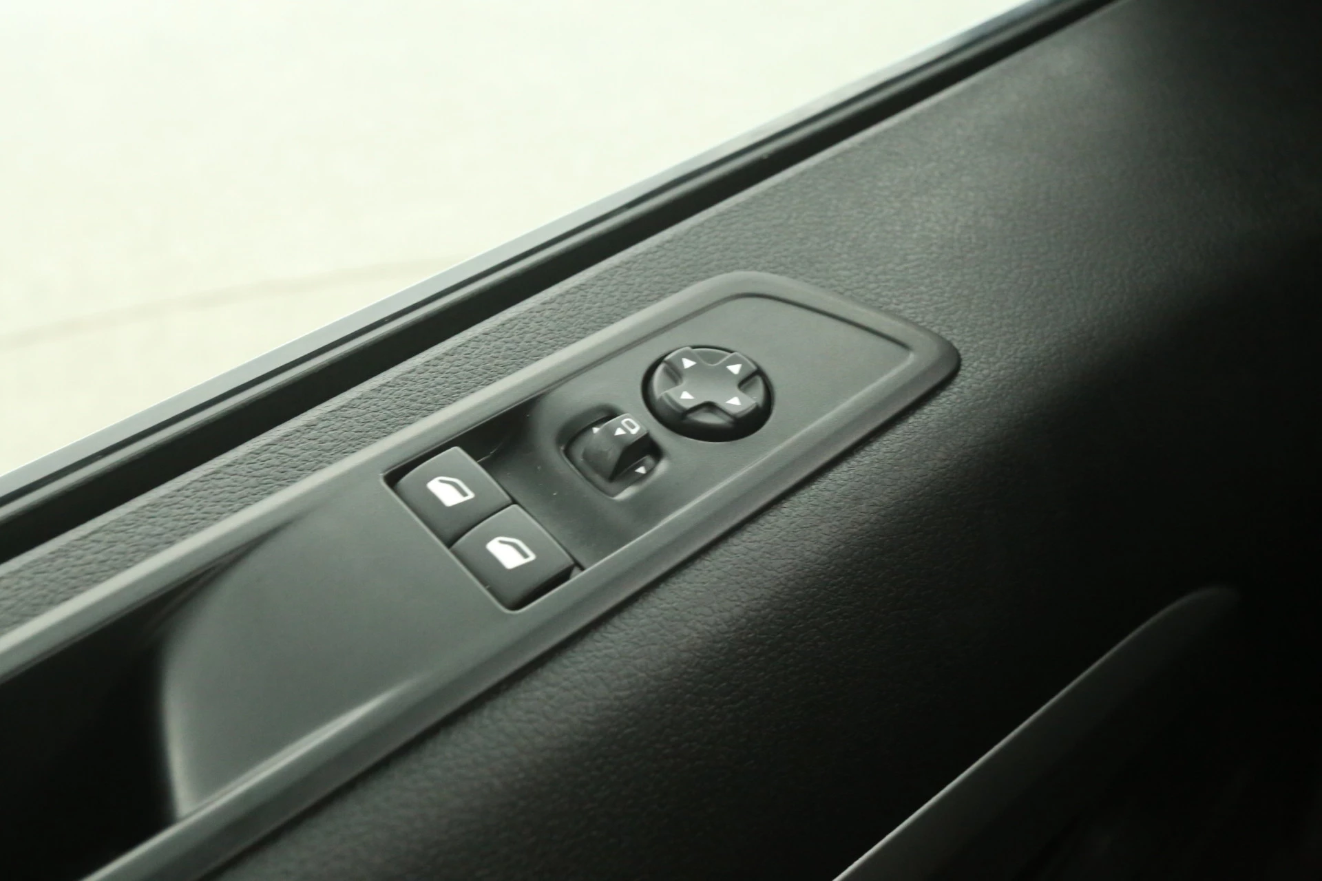 Hoofdafbeelding Peugeot e-Expert