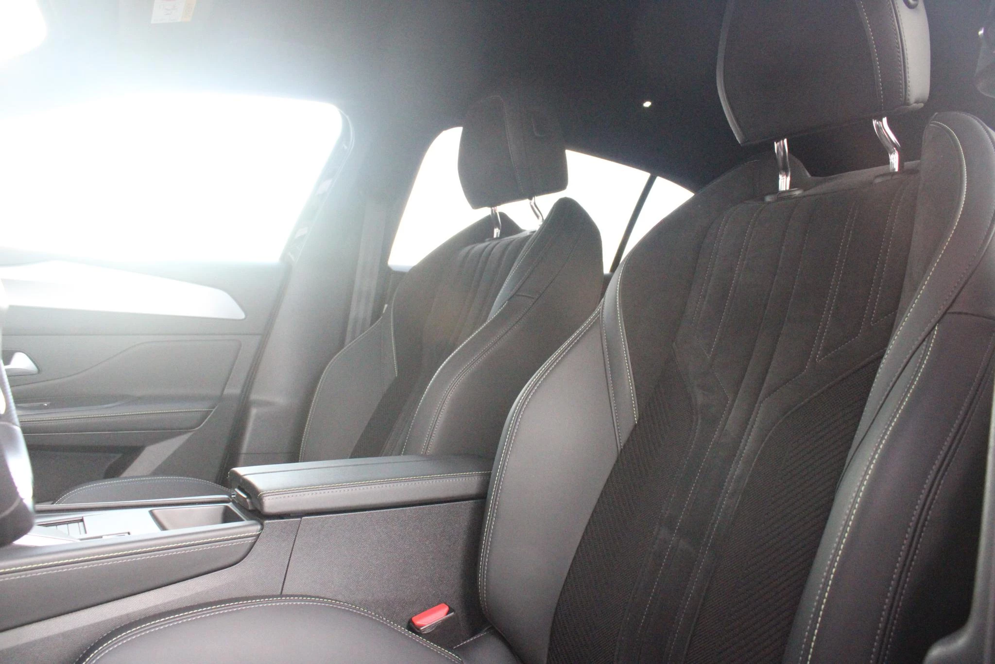 Hoofdafbeelding Peugeot 408