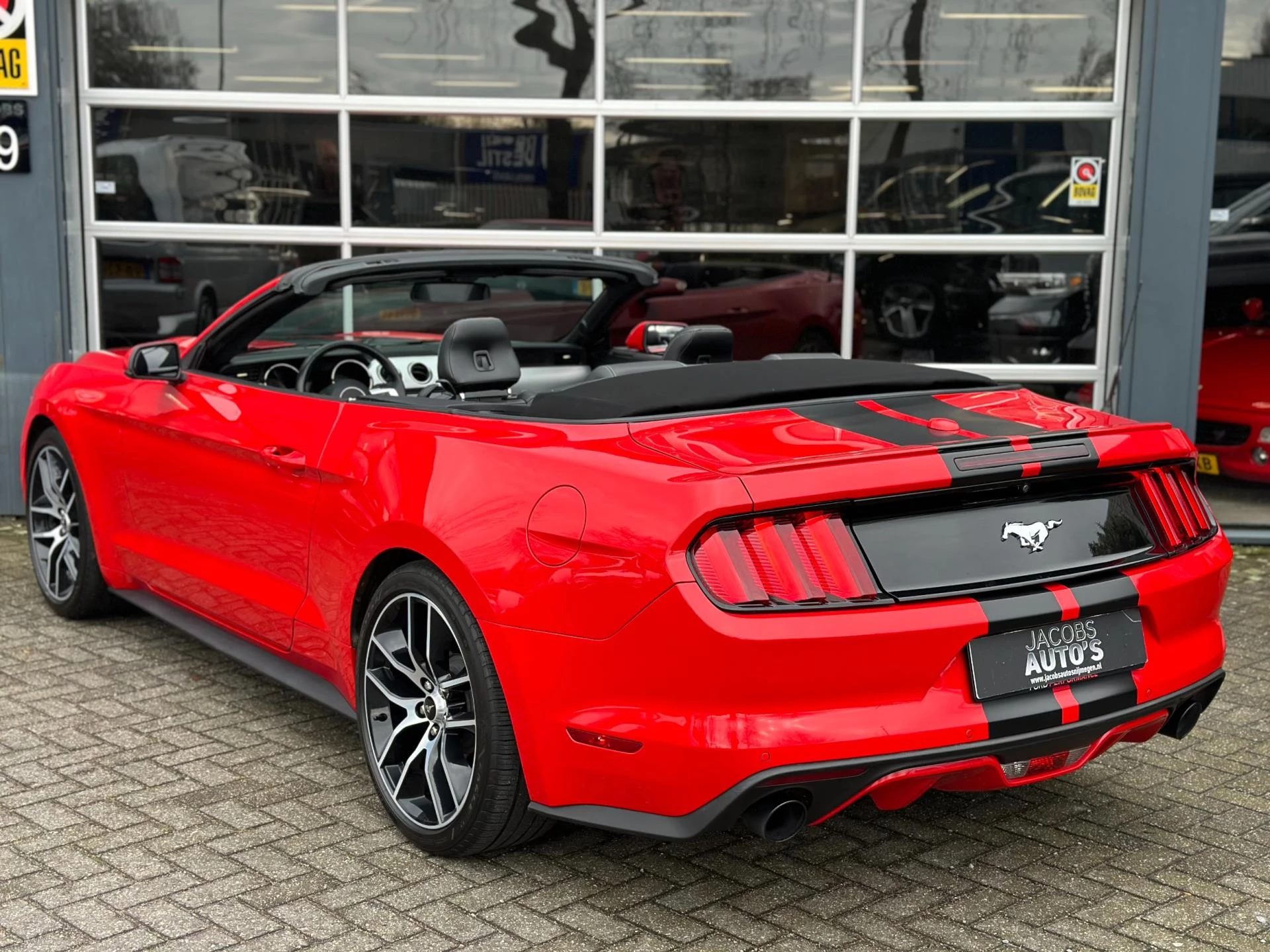 Hoofdafbeelding Ford Mustang