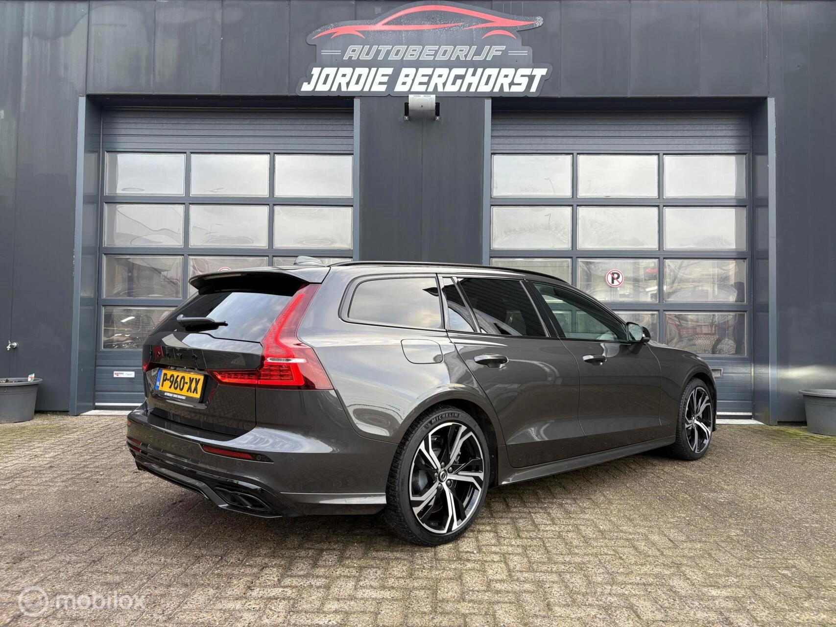 Hoofdafbeelding Volvo V60