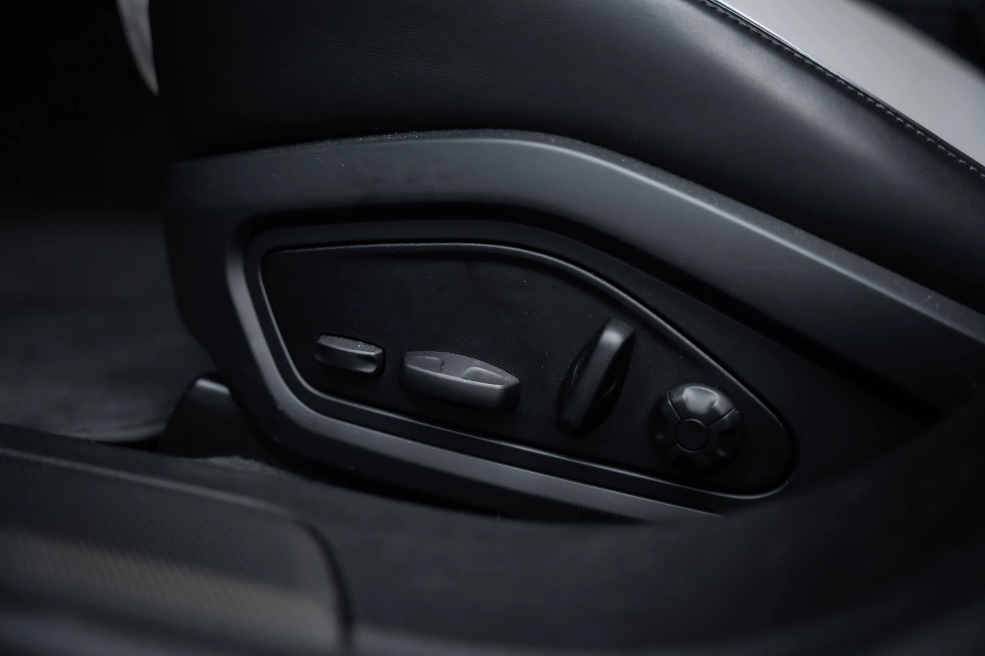 Hoofdafbeelding Porsche Taycan