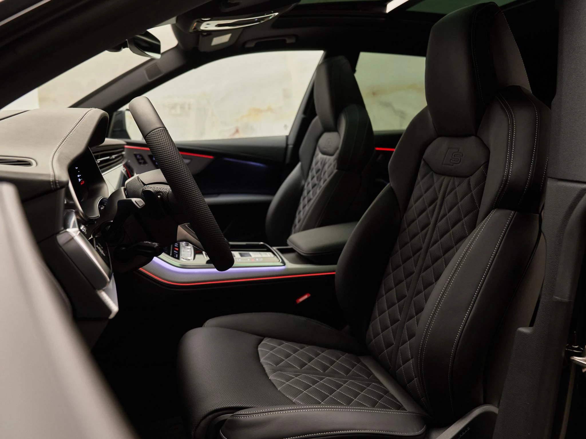 Hoofdafbeelding Audi Q8