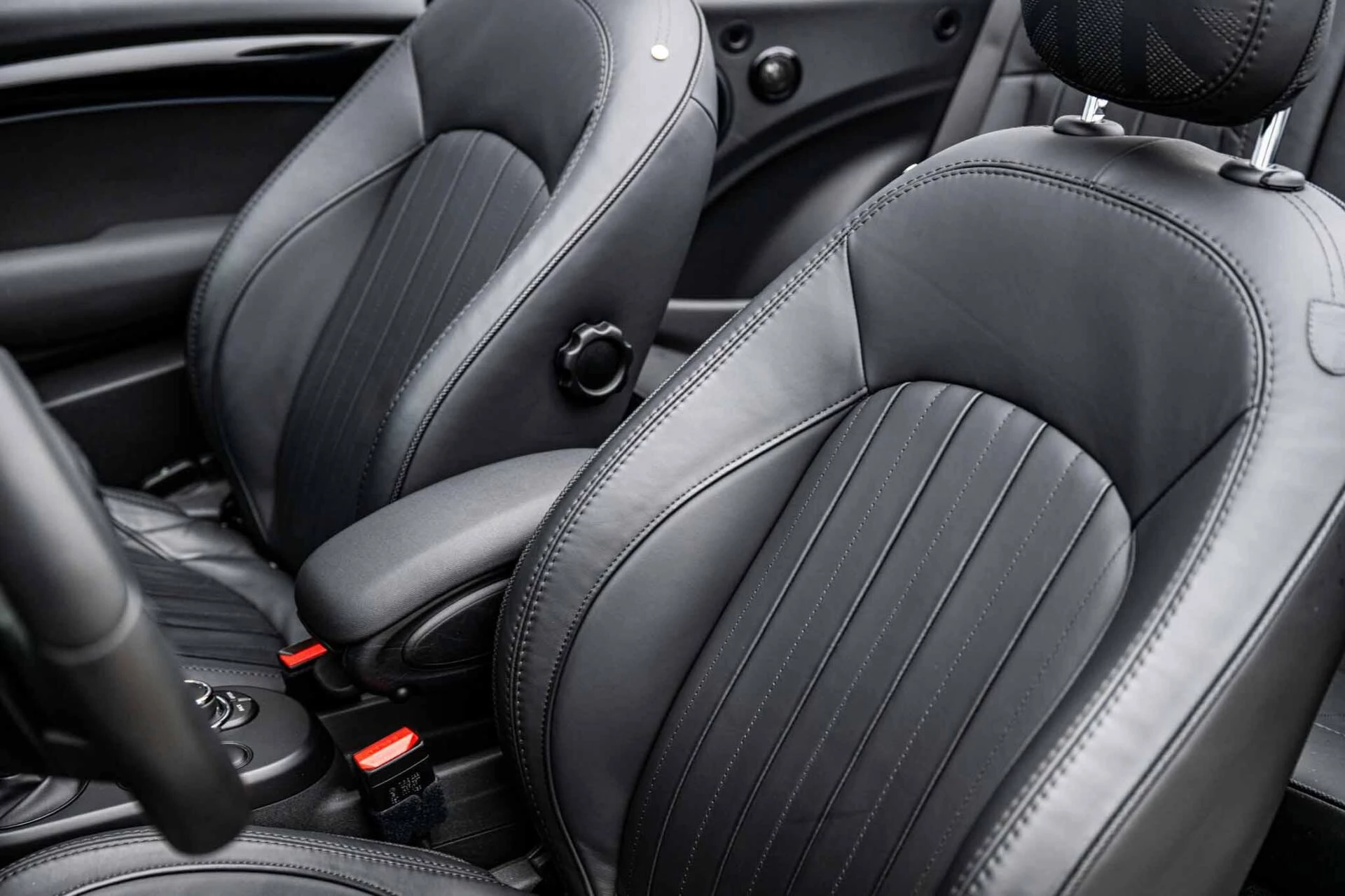 Hoofdafbeelding MINI Cooper Cabrio