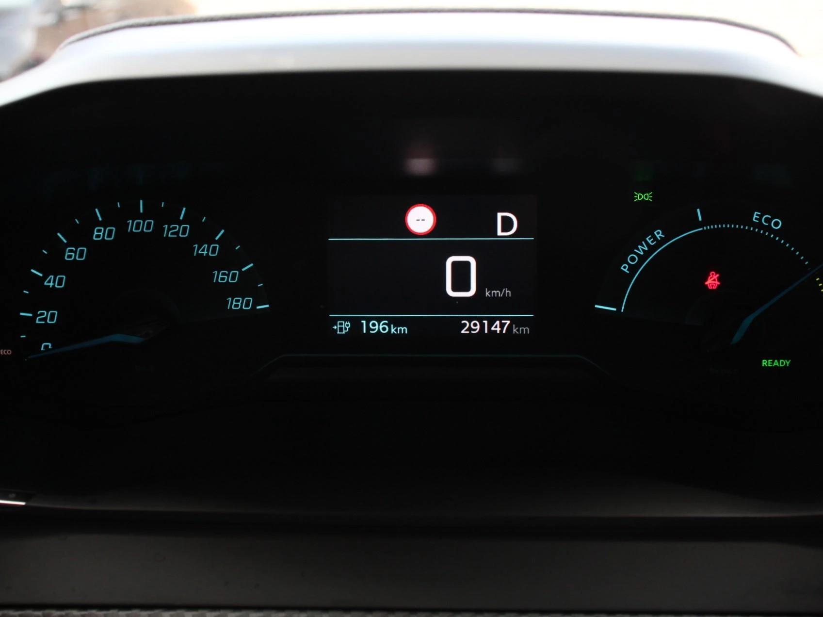 Hoofdafbeelding Peugeot e-208
