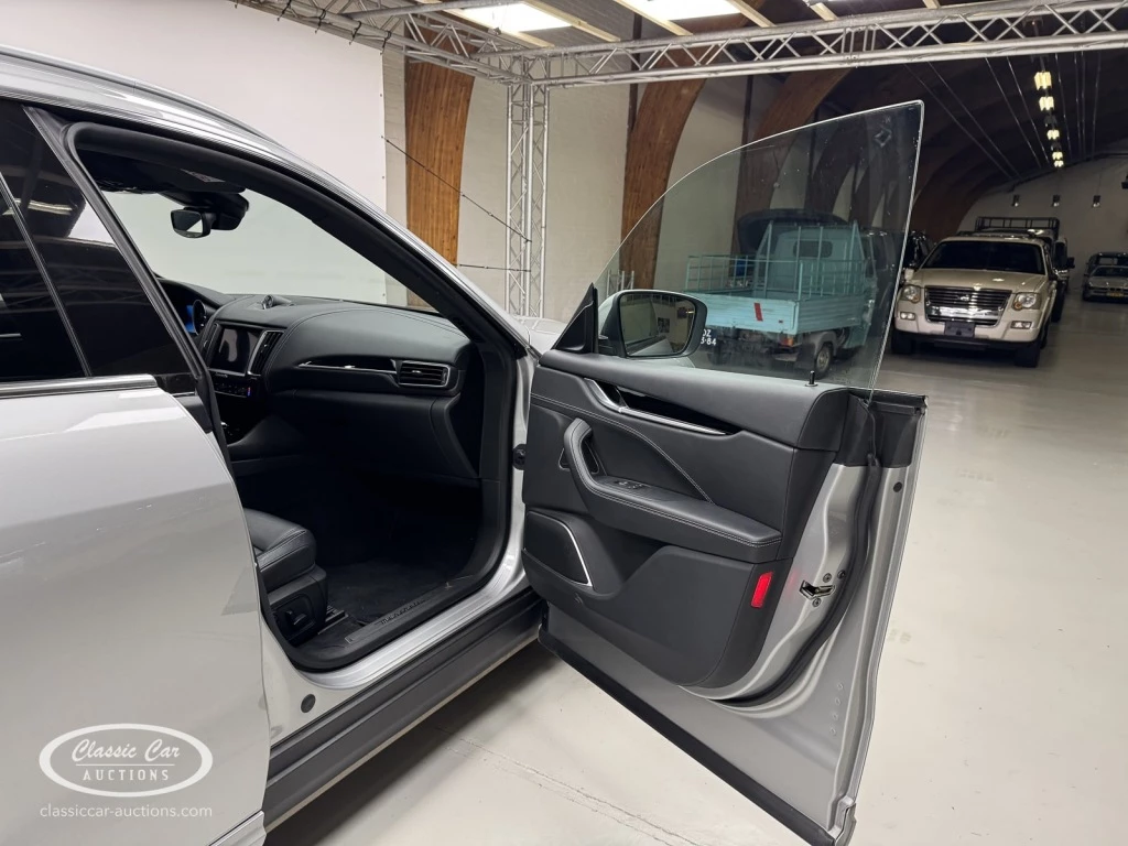 Hoofdafbeelding Maserati Levante