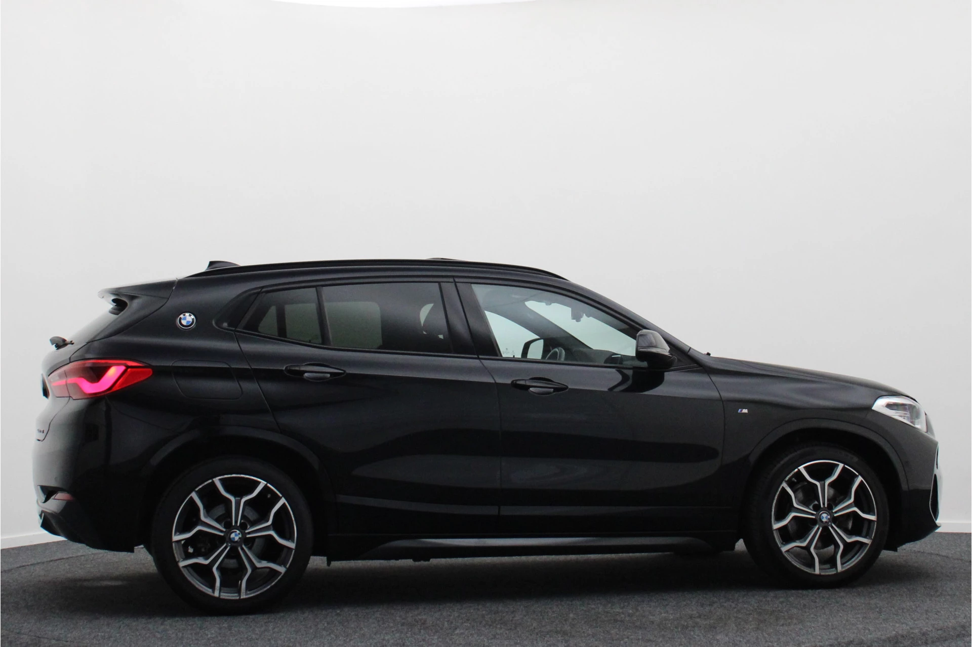 Hoofdafbeelding BMW X2