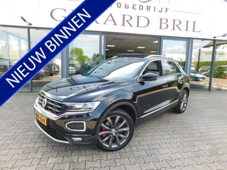 Volkswagen T-Roc 1.5 TSI Sport Pano, Virtual Cockpit, Trekhaak, Camera