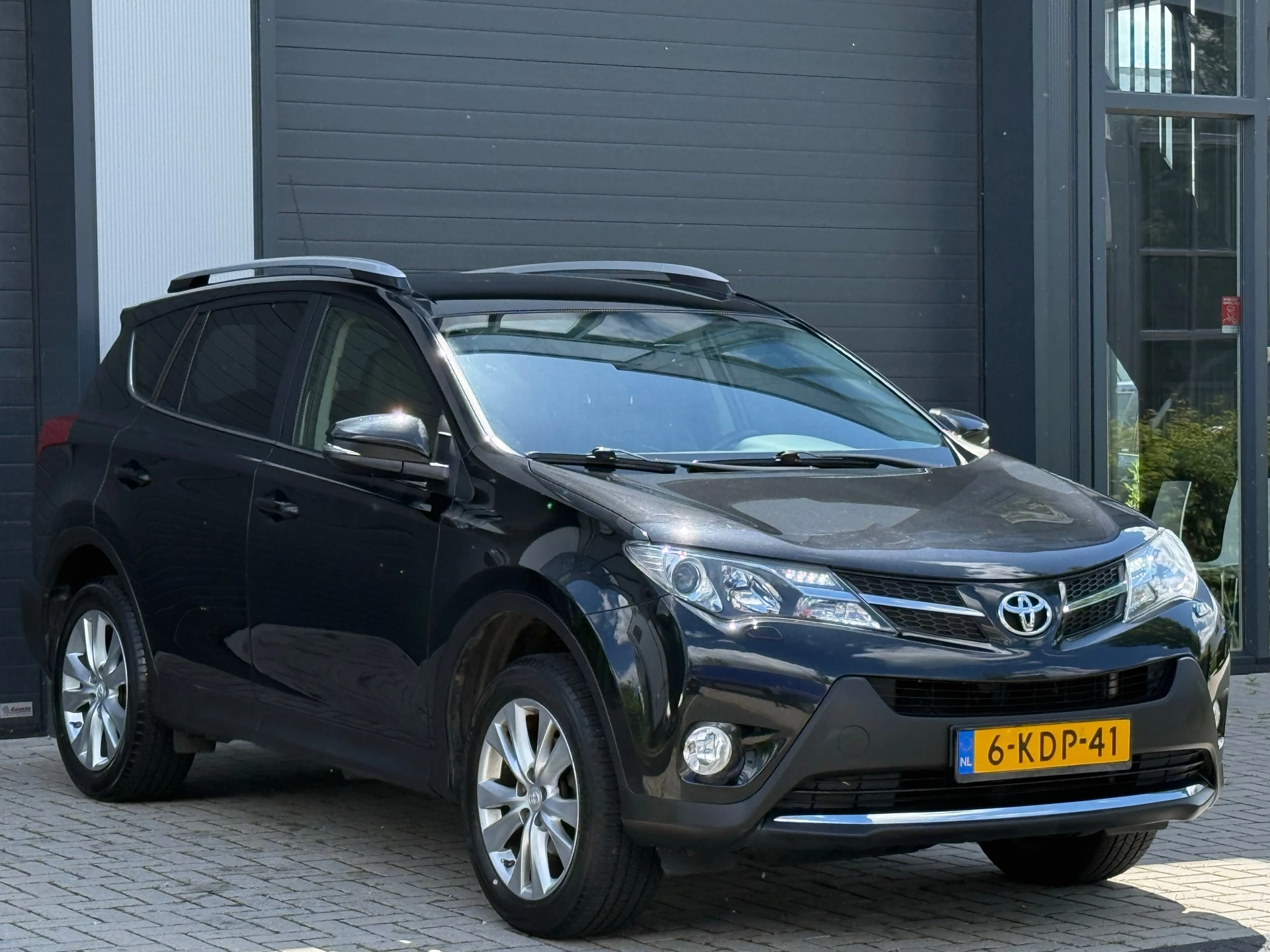 Hoofdafbeelding Toyota RAV4