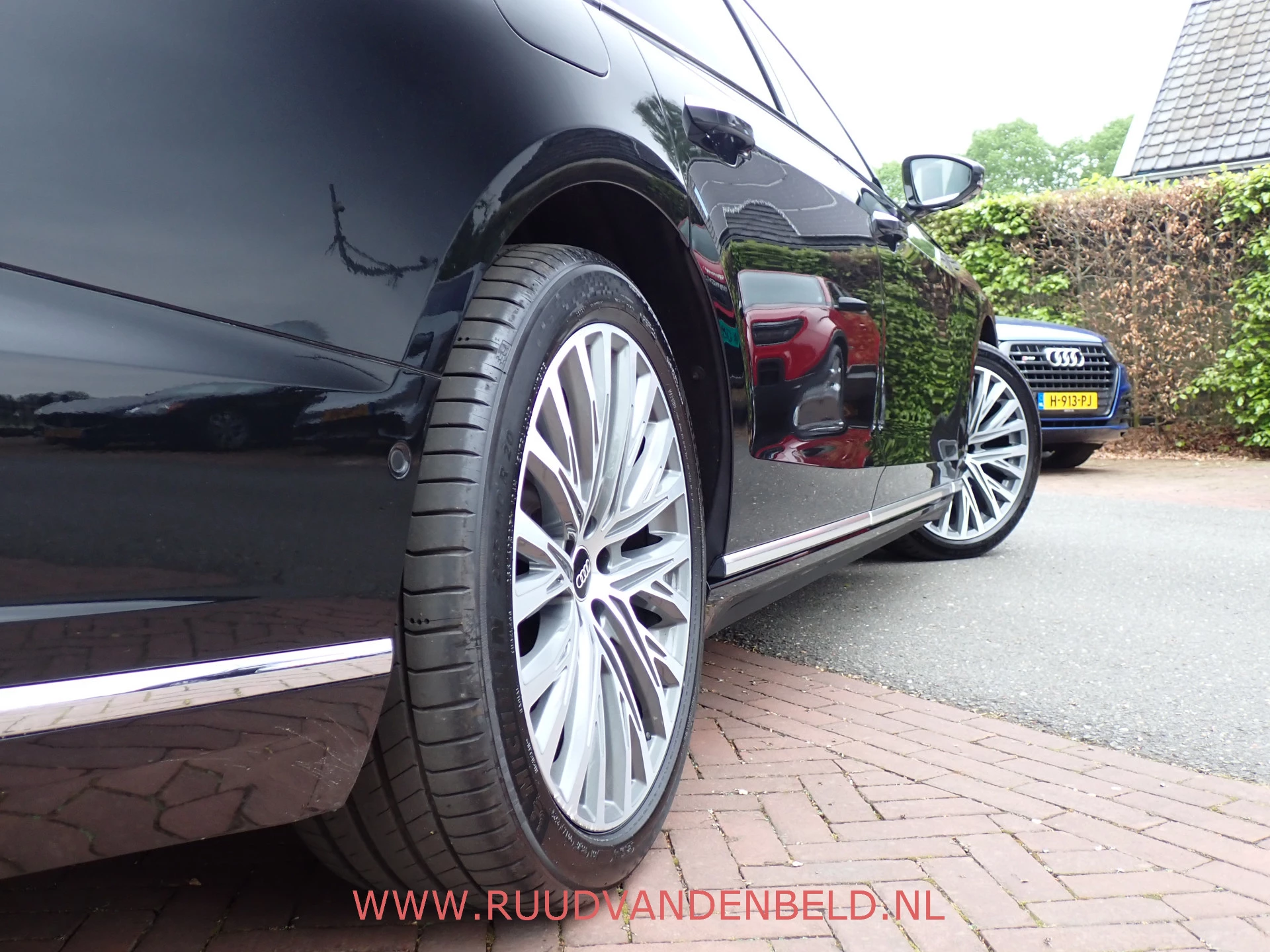 Hoofdafbeelding Audi A8