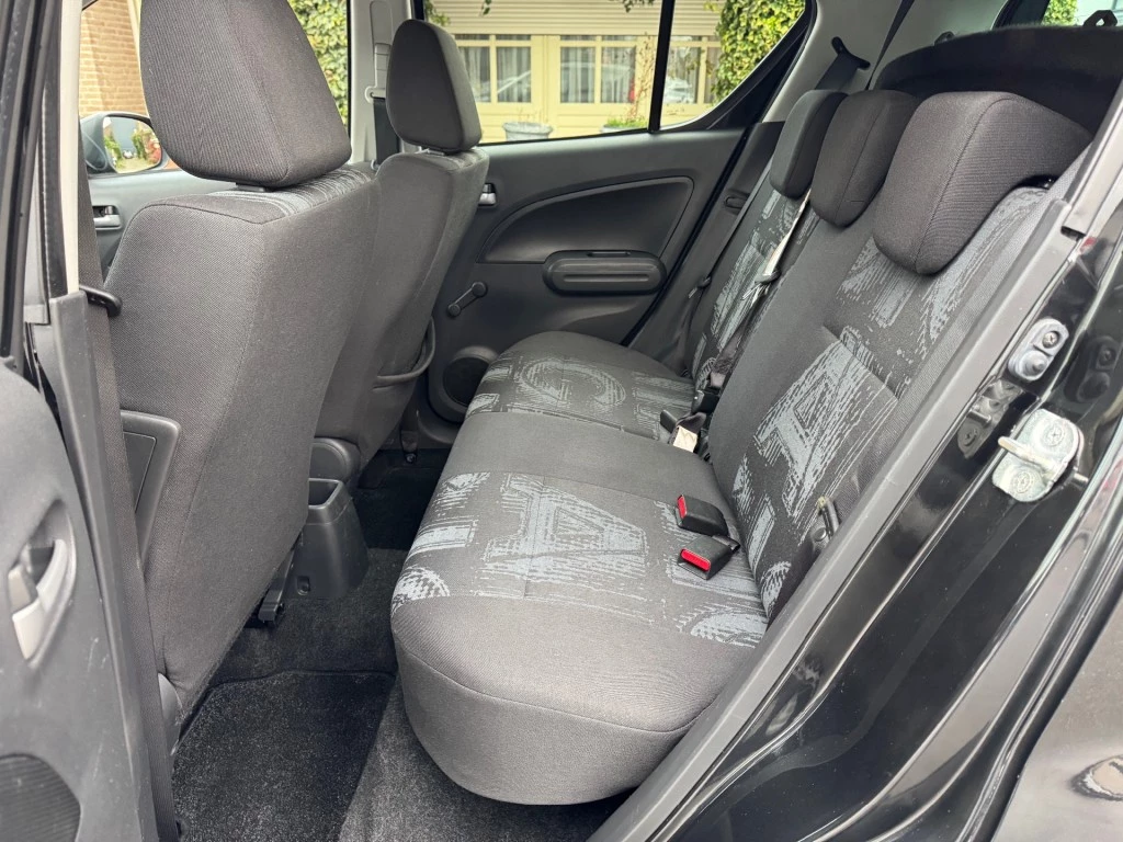 Hoofdafbeelding Opel Agila