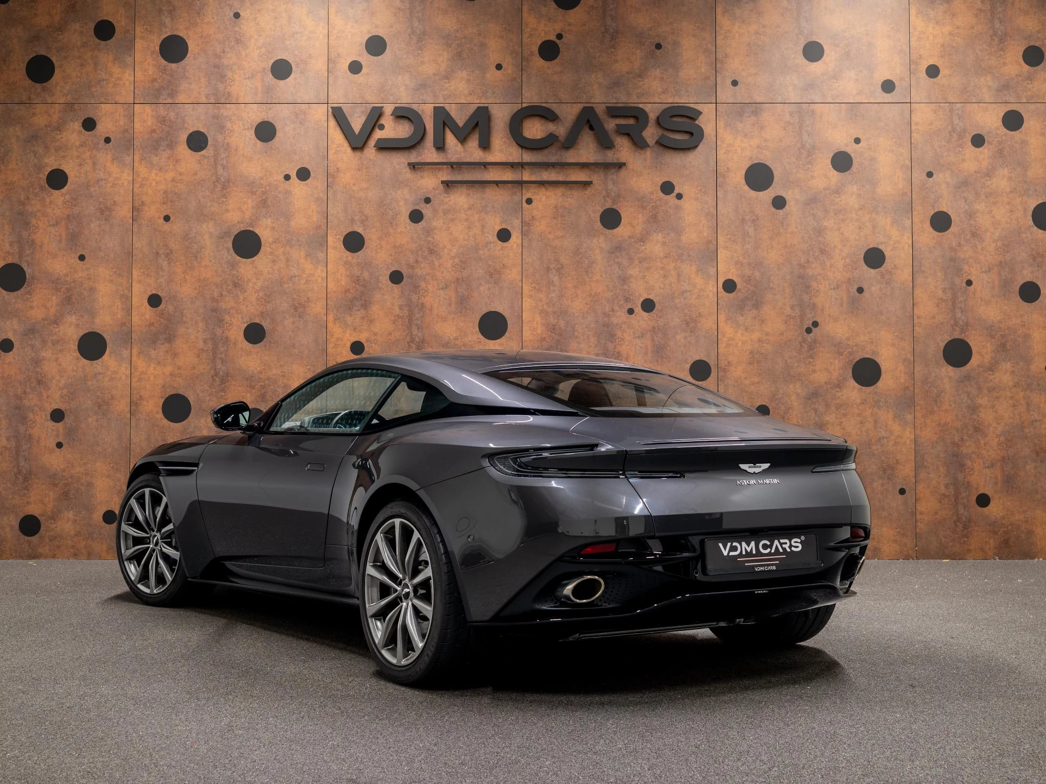 Hoofdafbeelding Aston Martin DB11