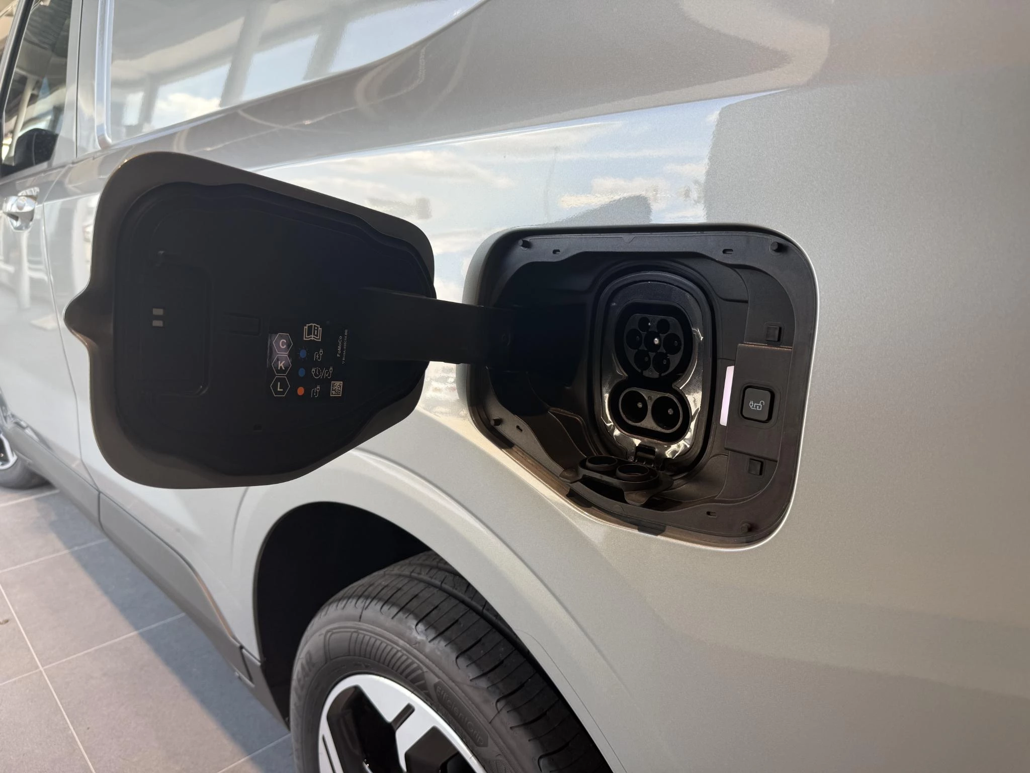 Hoofdafbeelding Ford Transit Courier