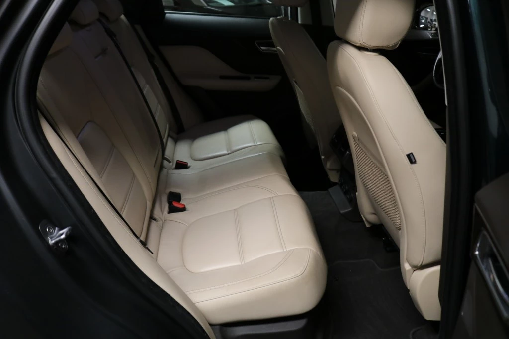 Hoofdafbeelding Jaguar F-PACE