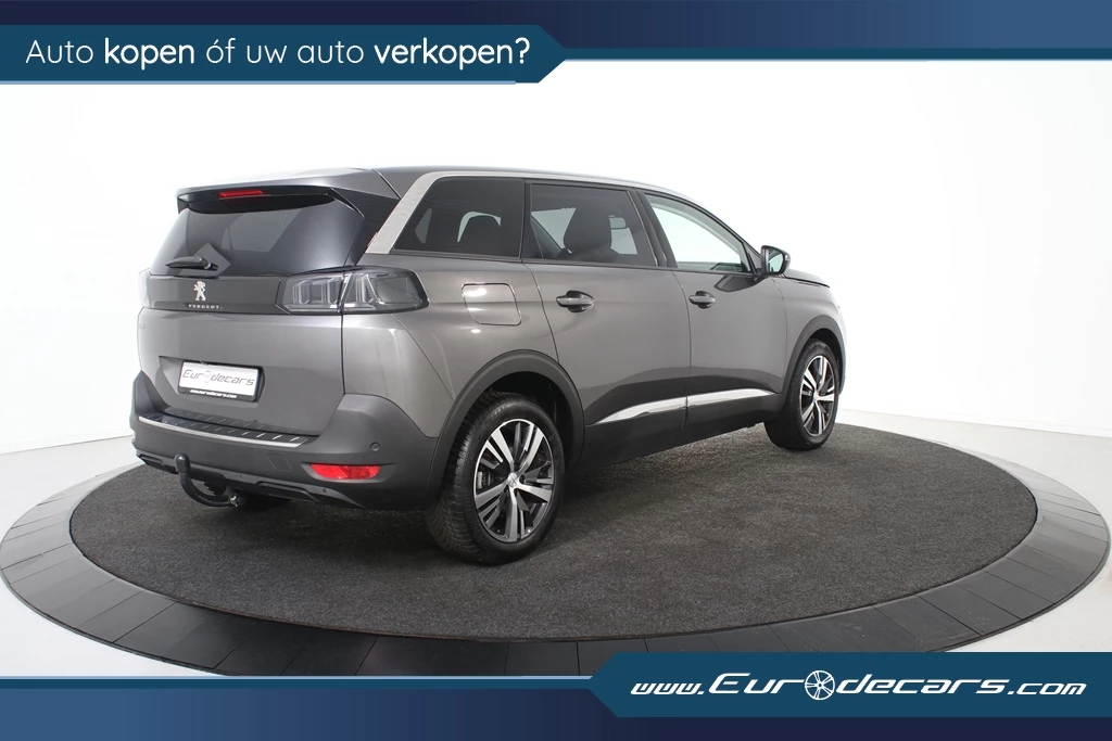 Hoofdafbeelding Peugeot 5008