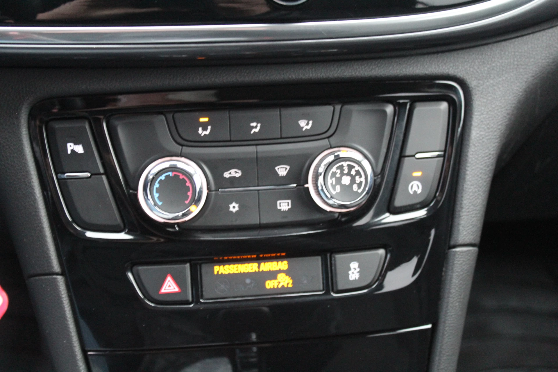 Hoofdafbeelding Opel Mokka X